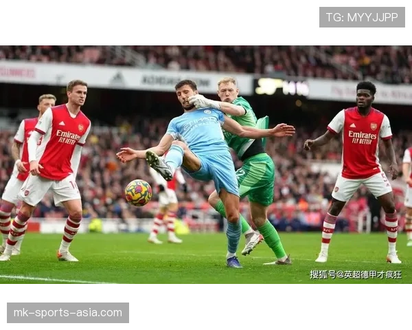 铲球规则中判罚犯规的关键条件及裁判标准解析